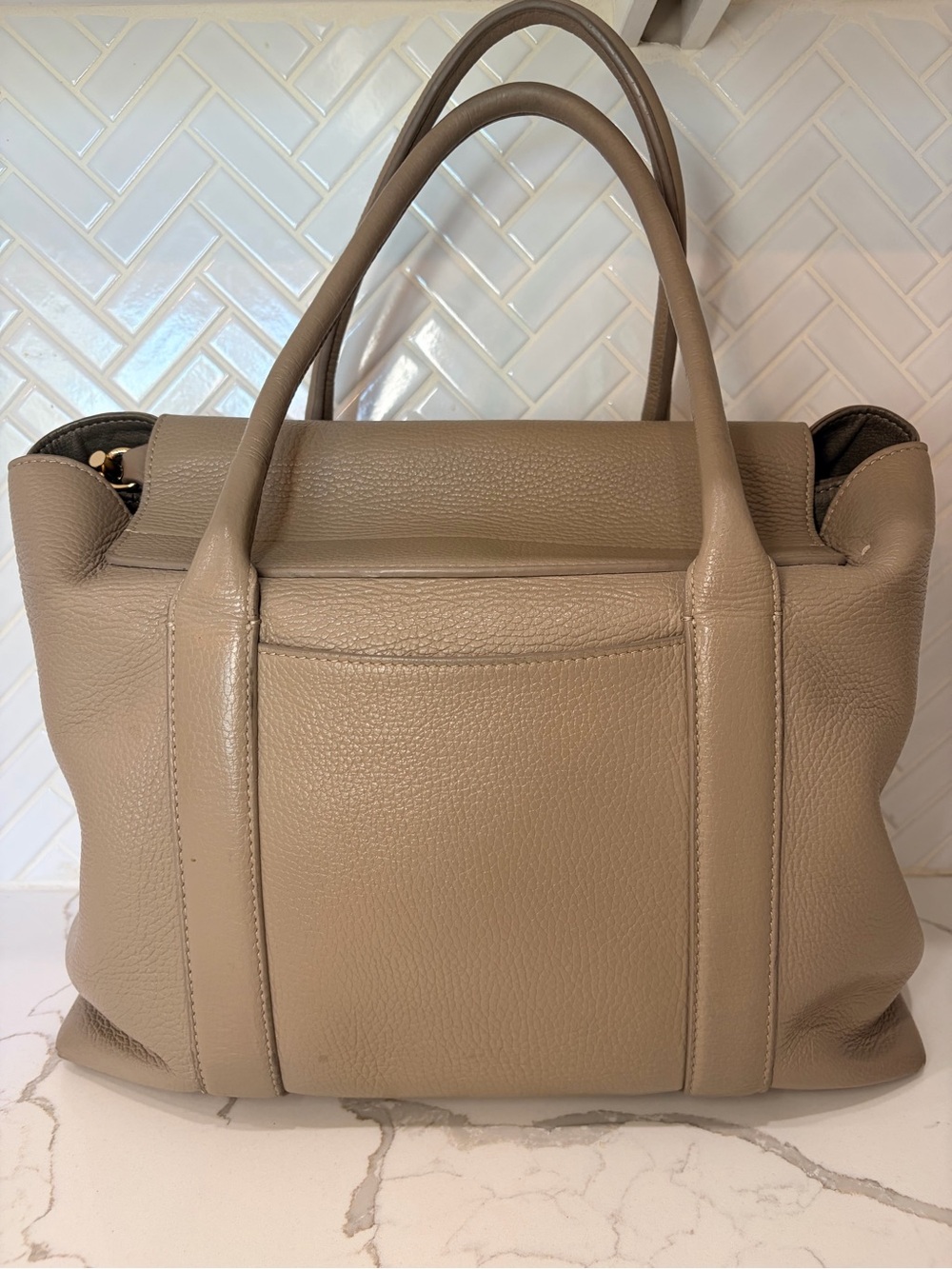 Cuyana Trapeze Pebbled Leather Satchel Flap Tote Taupe Top Handle Crossbody - Picture 2 of 16